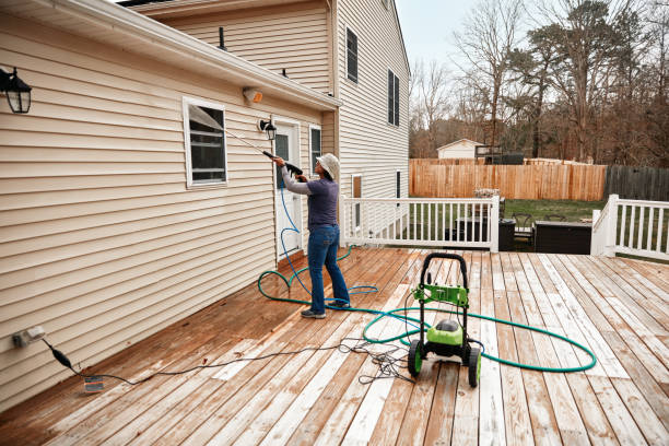 Garage Pressure Washing in Legend Lake, WI
