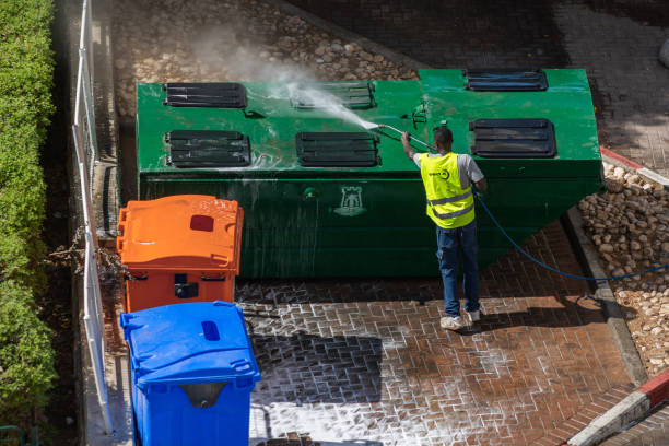 Best Commercial Pressure Washing  in Legend Lake, WI