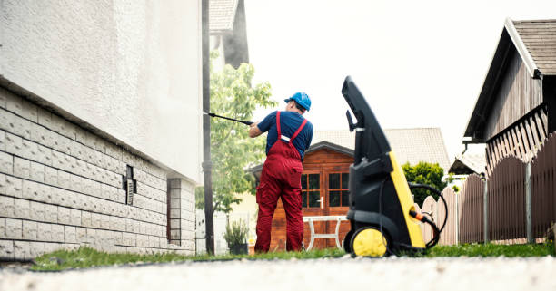 Best Deck Pressure Washing  in Legend Lake, WI
